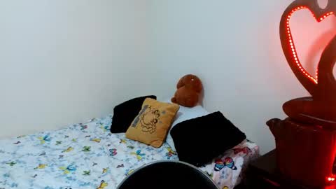  Naih Reyes online show from 16, 12, 2024