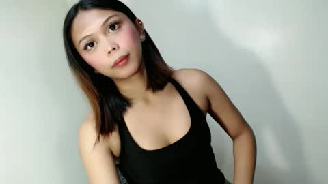 MISS LOVELY online show from 26, 4, 2026