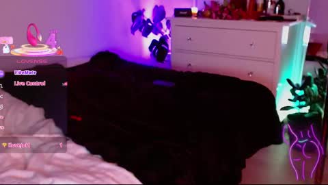 Victoria online show from 26, 2, 2025