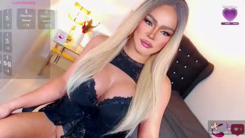 Snapshot of goddesss_hera chatting on 6, 10, 2025 Miss Anna online show from 6, 10, 2025