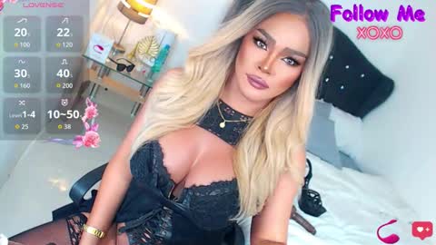 Snapshot of goddesss_hera chatting on 10, 11, 2025 Miss Anna online show from 10, 11, 2025