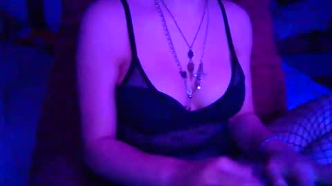 godpphire online show from 9, 10, 2025