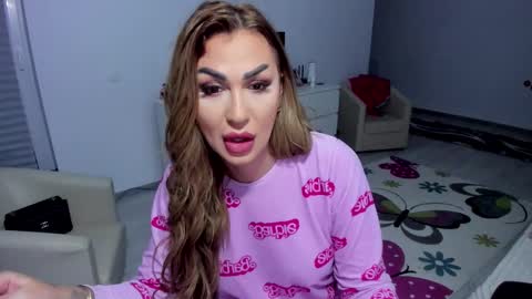 Snapshot of golddivine00 chatting on 10, 2, 2025 Nicole.. online show from 10, 2, 2025