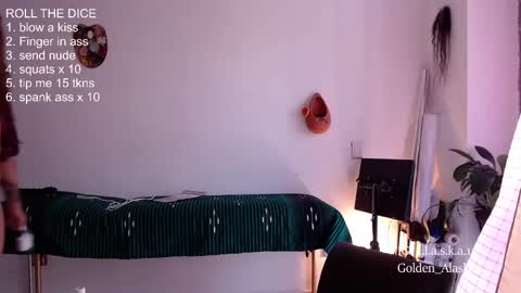 Snapshot of golden_alaska chatting on 12, 1, 2025 Alaska online show from 12, 1, 2025