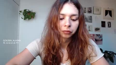 Snapshot of golden_alaska chatting on 9, 10, 2025 Alaska online show from 9, 10, 2025