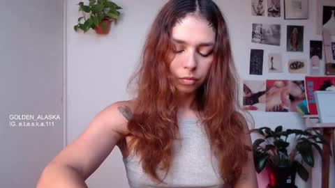 Snapshot of golden_alaska chatting on 14, 10, 2025 Alaska online show from 14, 10, 2025