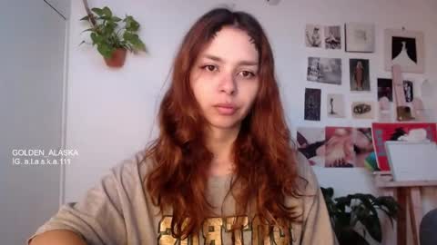 Snapshot of golden_alaska chatting on 21, 10, 2025 Alaska online show from 21, 10, 2025