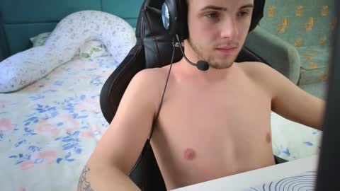 Snapshot of golden_boyyy21 chatting on 6, 2, 2026 Golden boyyy21 online show from 6, 2, 2026