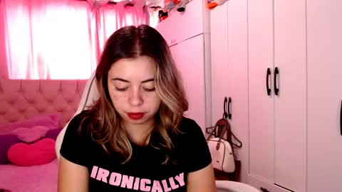 golden_gingerkitty online show from 25, 5, 2026