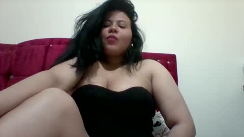 Snapshot of golden_ttania chatting on 29, 1, 2025 Tania online show from 29, 1, 2025