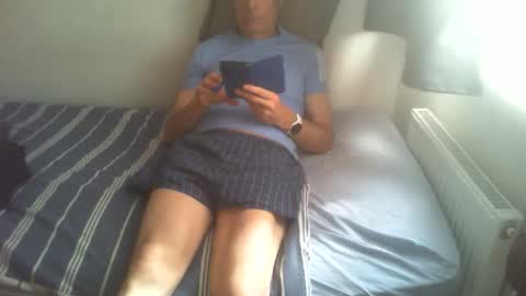 Goldenb02 online show from 28, 5, 2026