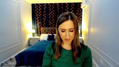 Olivia online show from 16, 11, 2025