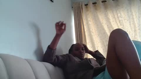 Snapshot of goldenmusexo chatting on 18, 4, 2026 goldenmusexo online show from 18, 4, 2026