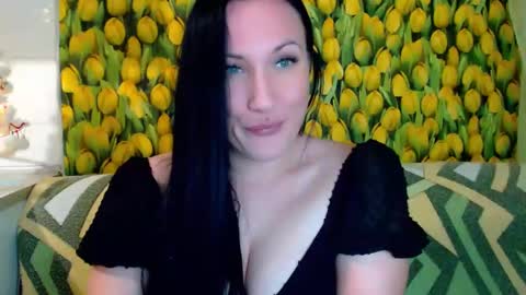 goldmoonn online show from 9, 12, 2024