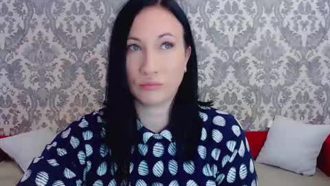 Snapshot of goldmoonn chatting on 24, 4, 2026 goldmoonn online show from 24, 4, 2026
