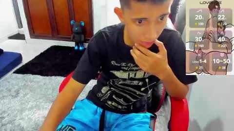 Snapshot of gomitaboy_1 chatting on 14, 9, 2025 angel black online show from 14, 9, 2025