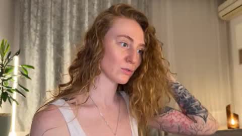 Polly online show from 22, 12, 2025