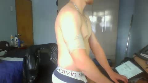 Snapshot of goodfumes chatting on 9, 1, 2025 goodfumes online show from 9, 1, 2025