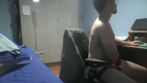 Snapshot of goodfumes chatting on 24, 1, 2025 goodfumes online show from 24, 1, 2025