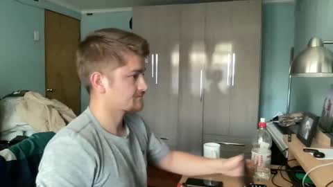 Snapshot of goodfumes chatting on 8, 10, 2025 goodfumes online show from 8, 10, 2025