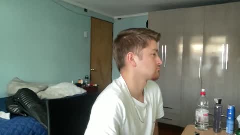 Snapshot of goodfumes chatting on 12, 10, 2025 goodfumes online show from 12, 10, 2025