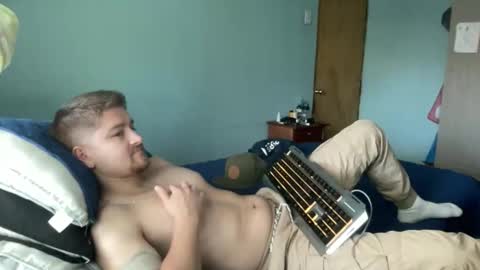 Snapshot of goodfumes chatting on 19, 10, 2025 goodfumes online show from 19, 10, 2025