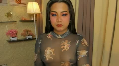 Snapshot of gorgeous_dark_luna chatting on 18, 7, 2026 RIANA online show from 18, 7, 2026