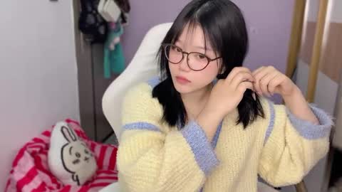 Snapshot of gorgeous_girl33 chatting on 1, 1, 2025 gorgeous girl33 online show from 1, 1, 2025