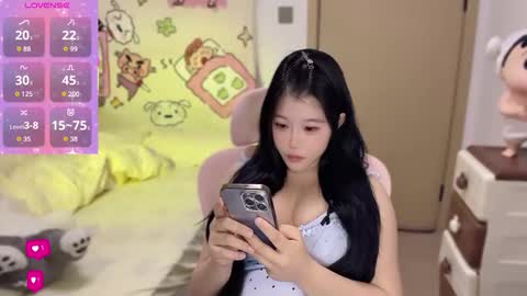 Snapshot of gorgeous_girl33 chatting on 3, 11, 2025 gorgeous girl33 online show from 3, 11, 2025