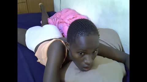 Snapshot of gorgeous_maya1 chatting on 21, 10, 2025 gorgeous_maya1 online show from 21, 10, 2025