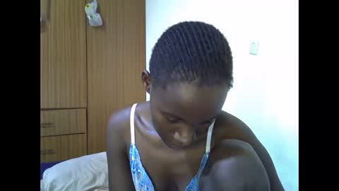 Snapshot of gorgeous_maya1 chatting on 23, 10, 2025 gorgeous_maya1 online show from 23, 10, 2025