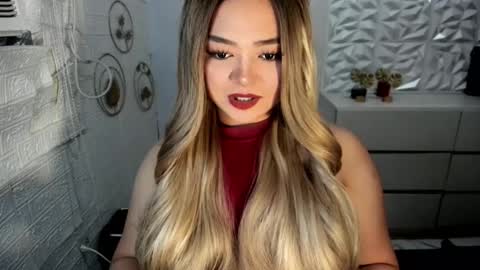 Snapshot of gorgeousamandarose chatting on 25, 9, 2025 Amanda rose online show from 25, 9, 2025