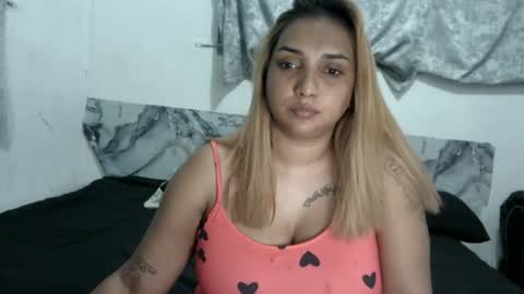 gorgeouslips10 online show from 15, 4, 2026