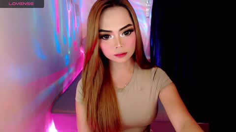 Snapshot of gorgeoustransgirl chatting on 2, 12, 2024 Emmy online show from 2, 12, 2024