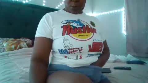 Sue Goddess online show from 28, 9, 2025