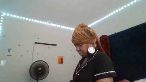 Snapshot of gotcake713 chatting on 27, 3, 2026 Sue Goddess online show from 27, 3, 2026