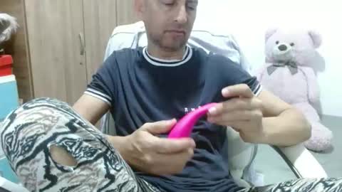 Snapshot of goten7 chatting on 8, 4, 2026 Andres online show from 8, 4, 2026