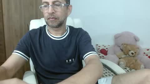 Snapshot of goten7 chatting on 19, 5, 2026 Andres online show from 19, 5, 2026