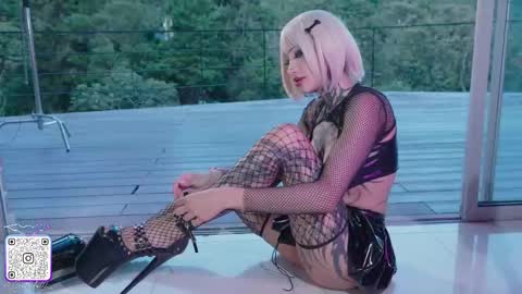 sophie  Special celebration a the beach 300k followers 3011 and 0112   online show from 24, 5, 2026