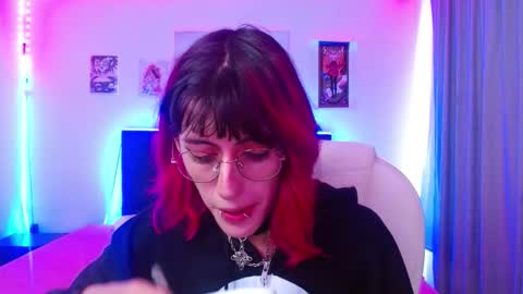 goth_minerva online show from 6, 1, 2026