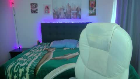 goth_minerva online show from 2, 2, 2026