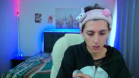 goth_minerva online show from 3, 2, 2026