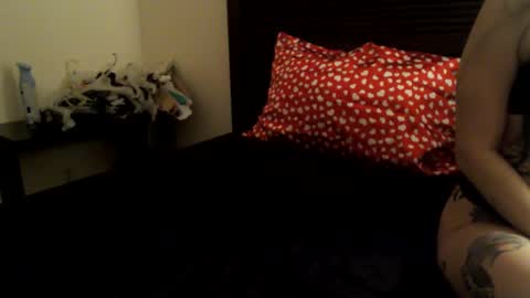 gothbaby305 online show from 4, 3, 2025