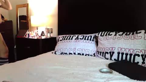 gothbaby305 online show from 22, 3, 2026