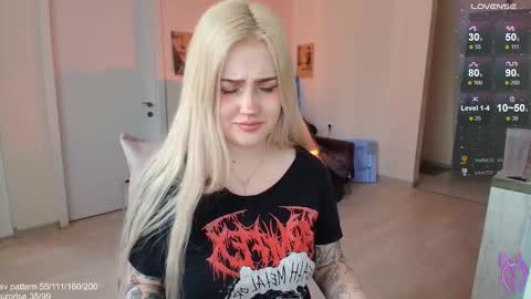 Snapshot of gothkittys chatting on 14, 3, 2026 traumfrau Kira angel face devil eyes I SELL A LOT VIDEO IN GALLERY online show from 14, 3, 2026