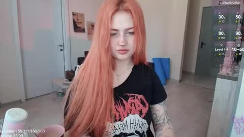 Snapshot of gothkittys chatting on 20, 4, 2026 traumfrau Kira angel face devil eyes I SELL A LOT VIDEO IN GALLERY online show from 20, 4, 2026