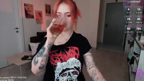 Snapshot of gothkittys chatting on 24, 5, 2026 traumfrau Kira angel face devil eyes I SELL A LOT VIDEO IN GALLERY online show from 24, 5, 2026