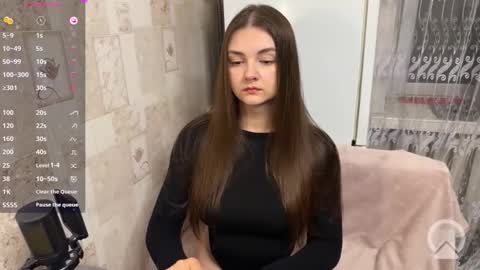 Snapshot of gracebrownnn chatting on 3, 6, 2026 Grace Brown online show from 3, 6, 2026