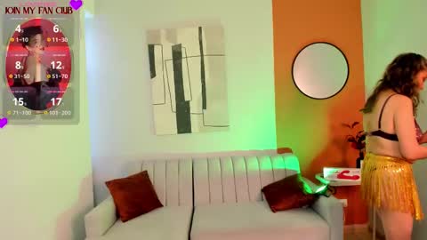 Snapshot of graceelizabeth_ chatting on 31, 10, 2025 Zuly online show from 31, 10, 2025