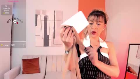 Snapshot of graceelizabeth_ chatting on 28, 2, 2026 Zuly online show from 28, 2, 2026